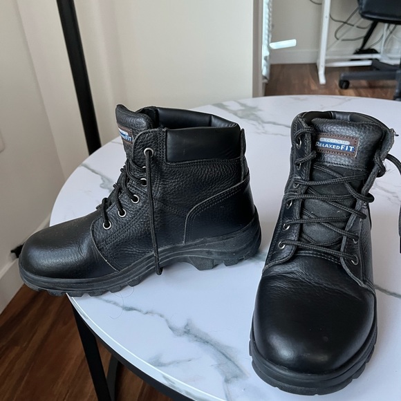 Sketchers Relaxed Fit Steel toes, electrical & oil resistant Women’s Boot - Picture 10 of 13